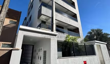 Apartamento à venda no bairro Flor de Nápolis em São José/SC