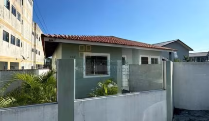 Casa à venda no bairro Ceniro Martins em São José/SC