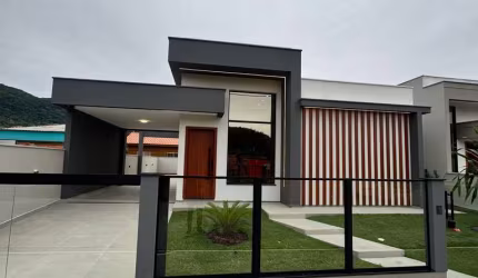 Casa à venda no bairro Forquilhas em São José/SC