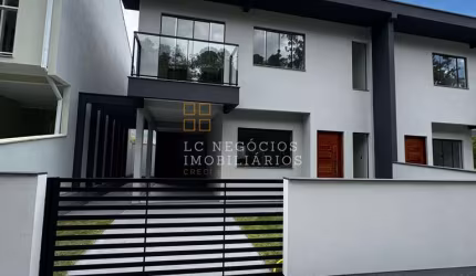 Sobrado à venda no bairro Forquilhas - São José/SC