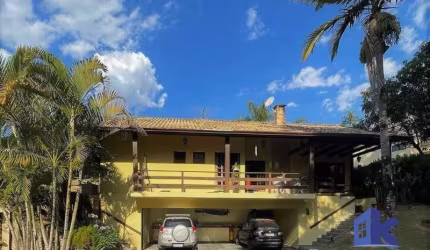 Casa a Venda Fazendinha - Granja Viana SP.