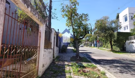 Casa para Venda em Curitiba, Vila Izabel, 4 dormitórios, 1 suíte, 1 banheiro, 2 vagas