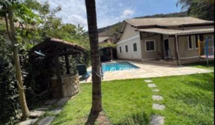 Casa com 4 dormitórios à venda, 150 m² por R$ 950.000,00 - Itaipu - Niterói/RJ