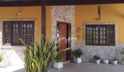 Casa com 3 dormitórios à venda, 100 m² por R$ 379.990,00 - Centro - Maricá/RJ