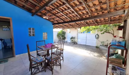 Casa com 2 dormitórios à venda, 100 m² por R$ 800.000,00 - Itaipu - Niterói/RJ
