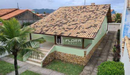 Casa com 5 dormitórios à venda, 220 m² por R$ 735.000 - Cordeirinho - Maricá/RJ