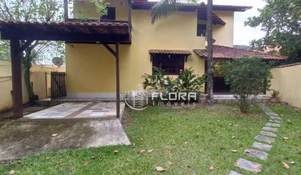 Casa com 4 dormitórios à venda, 220 m² por R$ 1.000.000,00 - Itaipu - Niterói/RJ