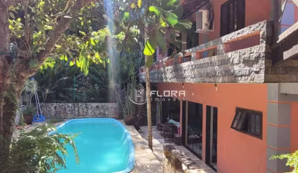 Casa à venda, 333 m² por R$ 750.000,00 - Rio do Ouro - Niterói/RJ