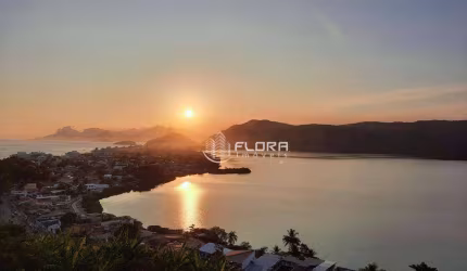 Terreno à venda, 348 m² por R$ 380.000,00 - Camboinhas - Niterói/RJ