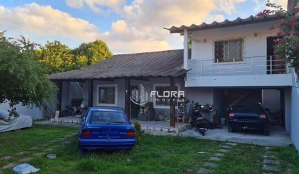 Casa com 4 dormitórios à venda, 272 m² por R$ 650.000,00 - Itaipu - Niterói/RJ