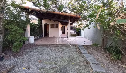 Casa com 3 dormitórios à venda, 170 m² por R$ 560.000,00 - Itaipu - Niterói/RJ