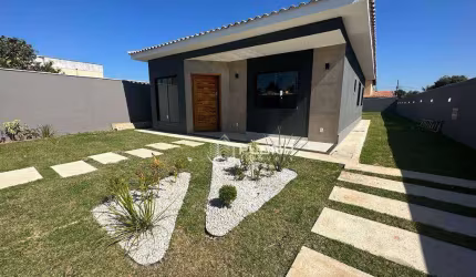 Casa com 3 dormitórios à venda, 91 m² por R$ 595.000,00 - Itaipuaçu - Maricá/RJ