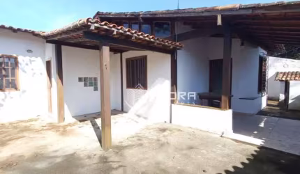 Casa com 3 dormitórios à venda, 131 m² por R$ 650.000,00 - Itaipu - Niterói/RJ