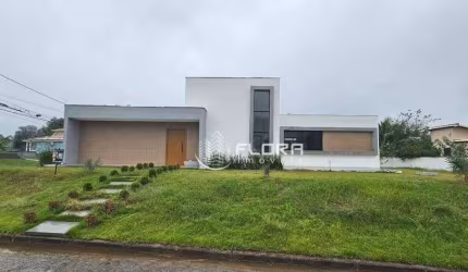 Casa com 3 dormitórios à venda, 200 m² por R$ 950.000,00 - Ubatiba - Maricá/RJ