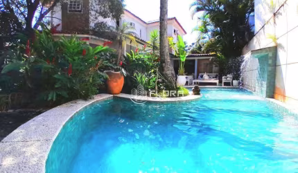 Casa com 3 dormitórios à venda, 246 m² por R$ 920.000,00 - Maravista - Niterói/RJ