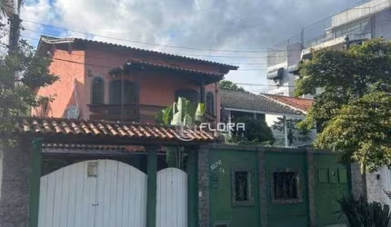 Casa com 3 dormitórios à venda, 292 m² por R$ 799.000,00 - Maravista - Niterói/RJ