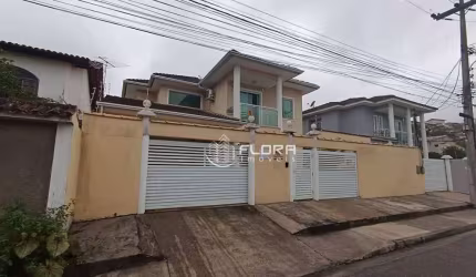Casa com 4 dormitórios à venda, 153 m² por R$ 990.000,00 - Maravista - Niterói/RJ