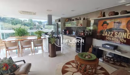 Cobertura com 4 dormitórios à venda, 205 m² por R$ 3.000.000,00 - Camboinhas - Niterói/RJ