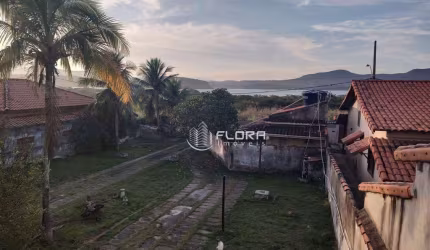 Casa com 2 dormitórios à venda, 360 m² por R$ 800.000 - Guaratiba - Maricá/RJ