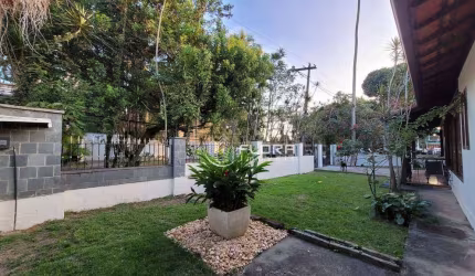 Casa com 3 dormitórios à venda, 143 m² por R$ 900.000,00 - Itaipu - Niterói/RJ