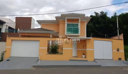 Casa com 4 dormitórios à venda, 190 m² por R$ 850.000,00 - Morada da Colina - Resende/RJ