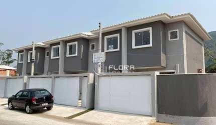 Casa com 2 dormitórios à venda, 100 m² por R$ 450.000 - Barroco (Itaipuaçu) - Maricá/RJ
