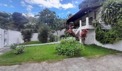 Casa com 2 dormitórios à venda, 120 m² por R$ 750.000,00 - Itaipu - Niterói/RJ