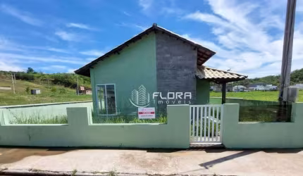 Casa com 2 dormitórios à venda, 67 m² por R$ 340.000,00 - Pindobas - Maricá/RJ