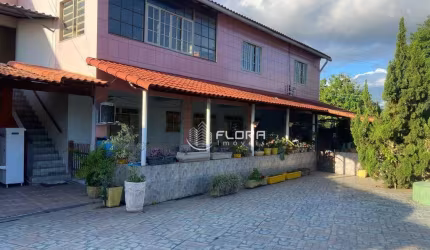 Sítio com 3 dormitórios à venda, 2800 m² por R$ 490.000,00 - Duques - Tanguá/RJ