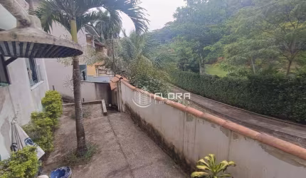 Casa com 3 dormitórios à venda, 170 m² por R$ 450.000,00 - Itaipu - Niterói/RJ