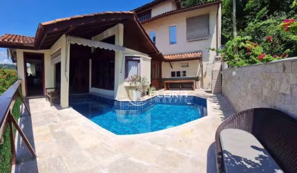 Casa com 3 dormitórios à venda, 230 m² por R$ 895.000,00 - São Francisco - Niterói/RJ