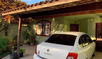 Casa com 2 dormitórios à venda, 142 m² por R$ 480.000,00 - Serra Grande - Niterói/RJ