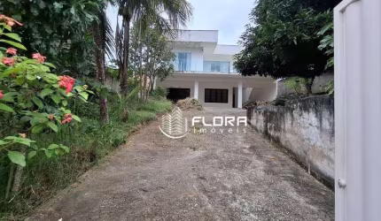 Casa com 5 dormitórios à venda, 300 m² por R$ 530.000,00 - Mata Paca - Niterói/RJ