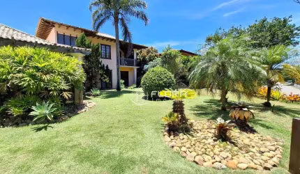 Casa linda com 4 dormitórios em condomínio com lagoa privativa à venda, 300 m² por R$ 1.700.000 - Araruama - Araruama/RJ