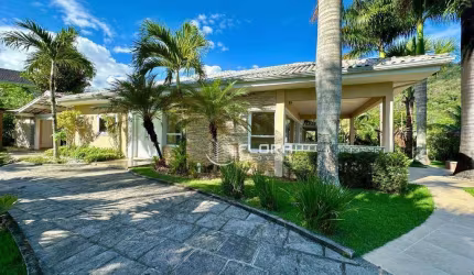 Casa com 4 dormitórios à venda, 309 m² por R$ 1.599.000,00 - Ubatiba - Maricá/RJ