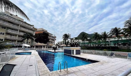 Apartamento com 3 dormitórios à venda, 120 m² por R$ 900.000 - Itacoatiara - Niterói/RJ