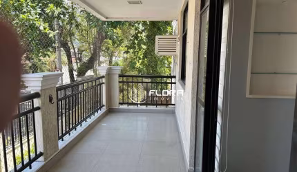 Apartamento com 4 dormitórios à venda, 140 m² por R$ 950.000,00 - Piratininga - Niterói/RJ