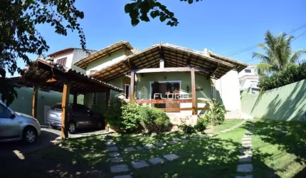 Casa com 3 dormitórios à venda, 310 m² por R$ 998.000 - Itaipu - Niterói/RJ