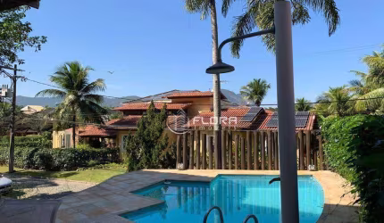 Casa com 6 dormitórios à venda, 595 m² por R$ 4.300.000,00 - Camboinhas - Niterói/RJ