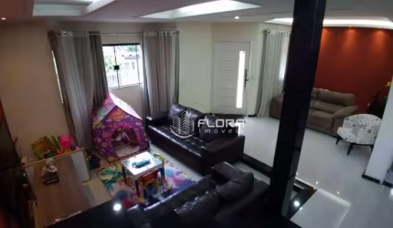 Casa com 3 dormitórios à venda, 225 m² por R$ 739.000,00 - Parque Ipiranga - Resende/RJ
