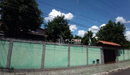 Casa com 6 dormitórios à venda, 395 m² por R$ 800.000,00 - Morada da Colina - Resende/RJ