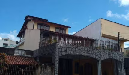 Casa com 8 dormitórios à venda, 325 m² por R$ 1.199.000,00 - Vila Julieta - Resende/RJ