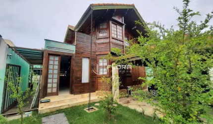 Casa com  à venda - Piratininga - Niterói/RJ
