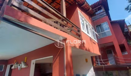 Casa com 4 dormitórios à venda, 350 m² por R$ 1.300.000,00 - Piratininga - Niterói/RJ