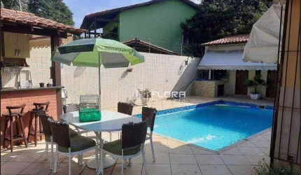 Casa com 4 dormitórios à venda, 277 m² por R$ 950.000,00 - Itaipu - Niterói/RJ
