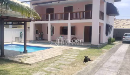 Casa com 3 dormitórios à venda, 200 m² por R$ 900.000 - Guaratiba - Maricá/RJ