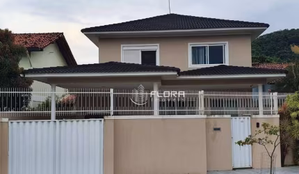 Casa com 5 dormitórios à venda, 280 m² por R$ 1.800.000,00 - Piratininga - Niterói/RJ