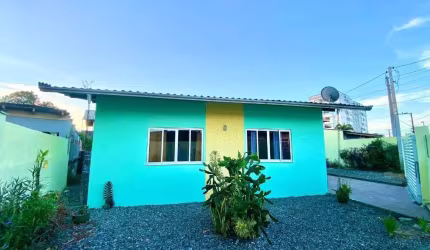 Casa com 3 dormitórios à venda por R$ 750.000,00 - São Pedro - Navegantes/SC