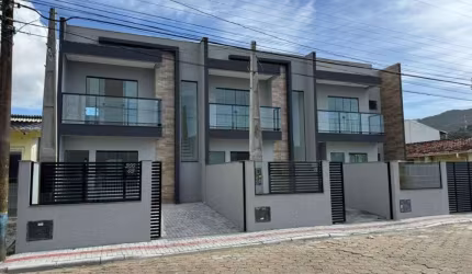 Casa com 2 dormitórios à venda, 95 m² por R$ 620.000,00 - Gravatá - Navegantes/SC