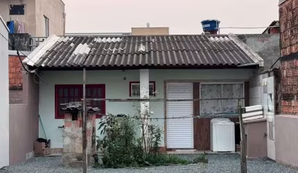 Casa no Centro de Navegantes/SC